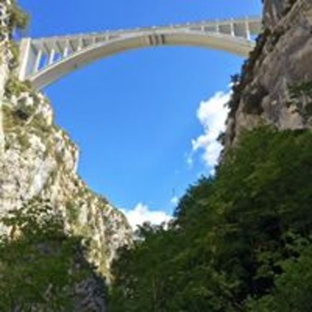 Artuby saut elastique