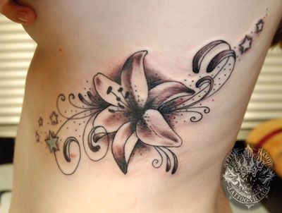 Fleur de tiaré signification tatouage