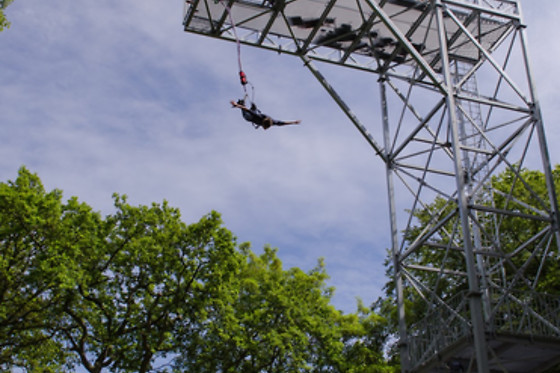 Saut a l'elastique etretat