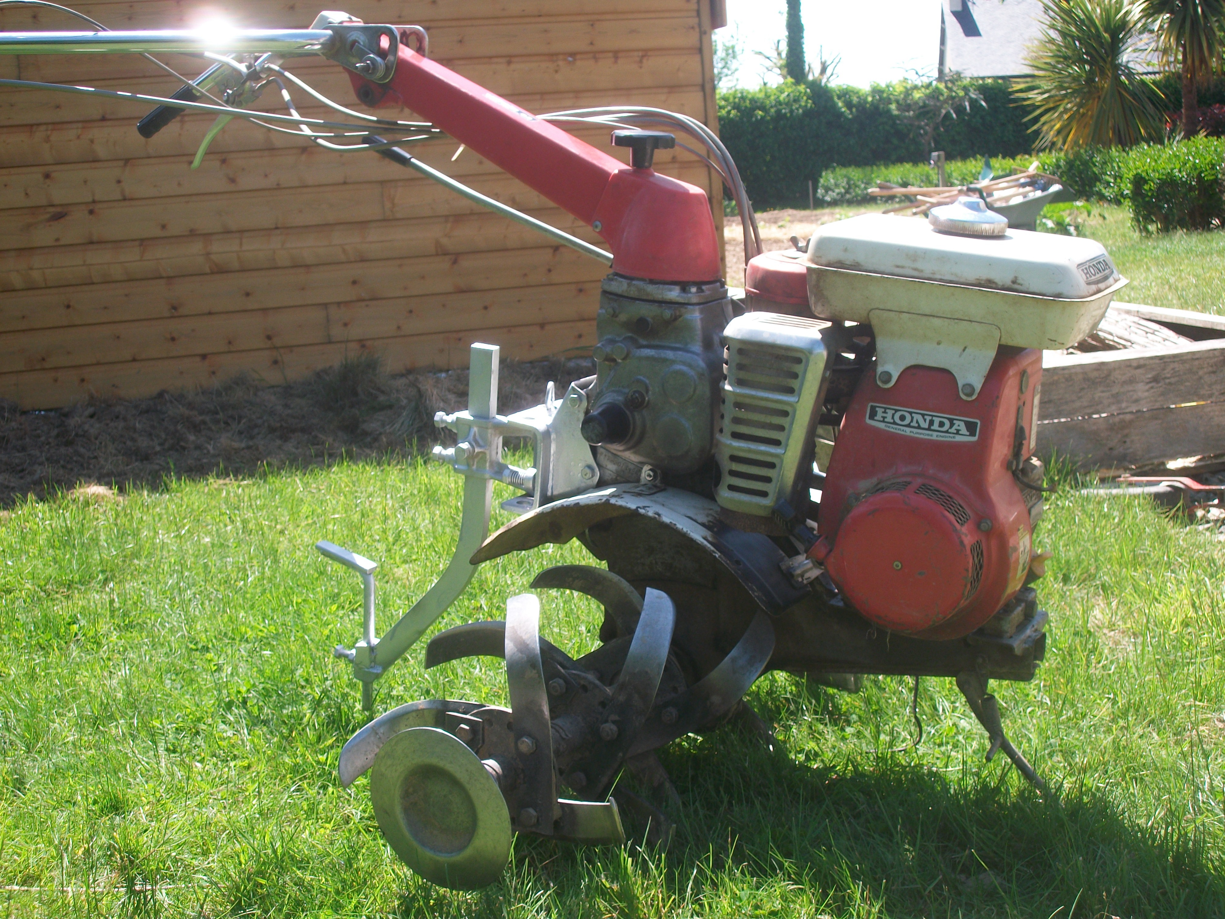 Puissance motoculteur honda f42