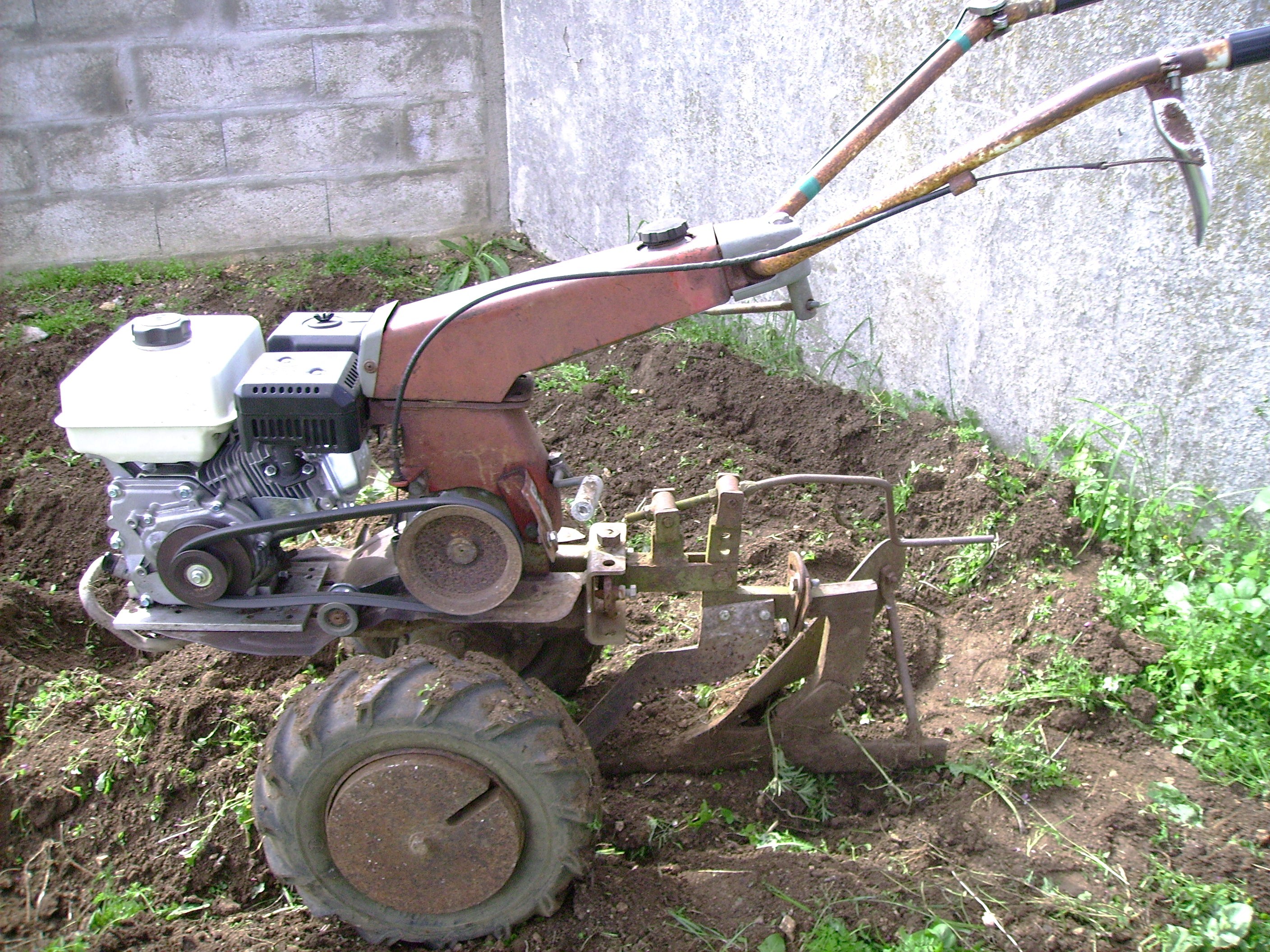 Motoculteur ancien a vendre