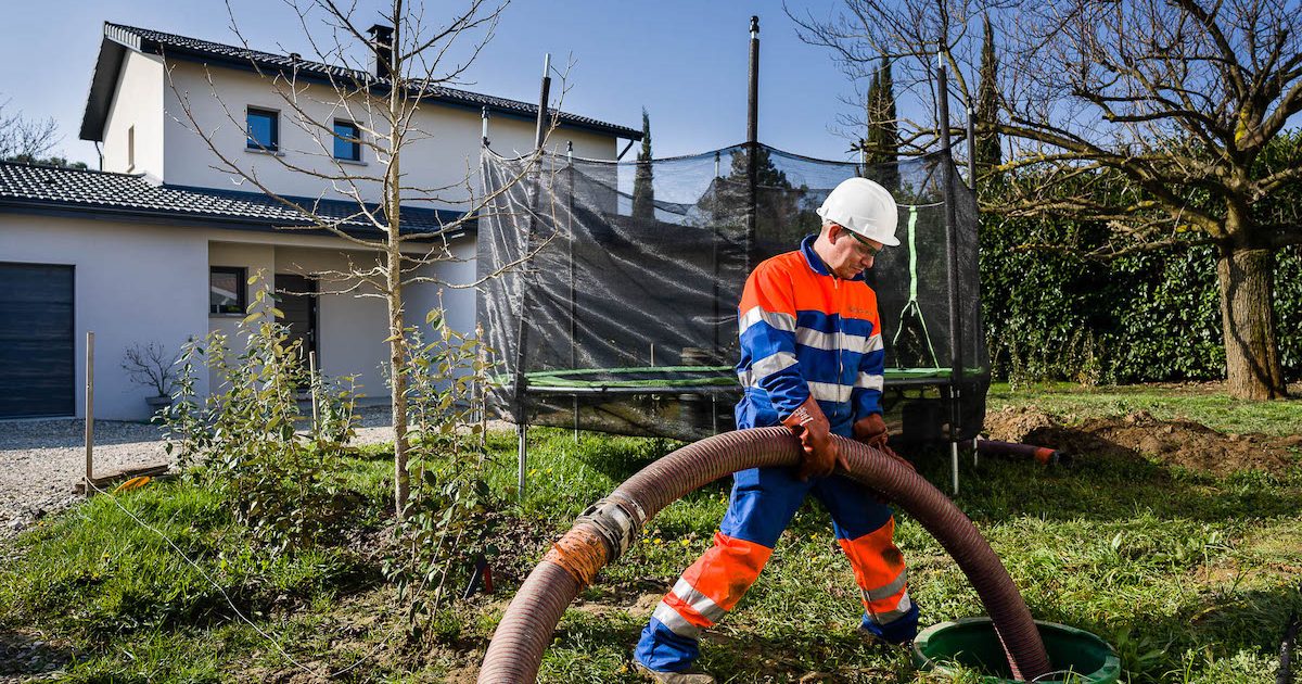 Vider une fosse septique soi meme