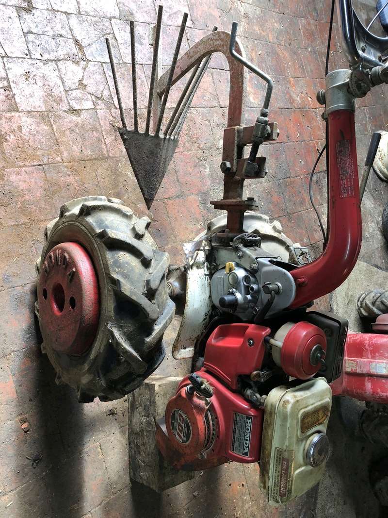 Charrue pour motoculteur honda f400