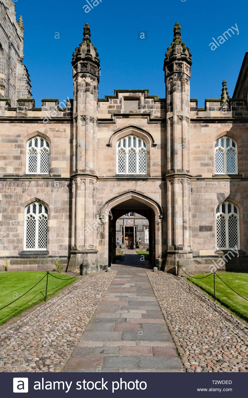 College sainte barbe chateau fort