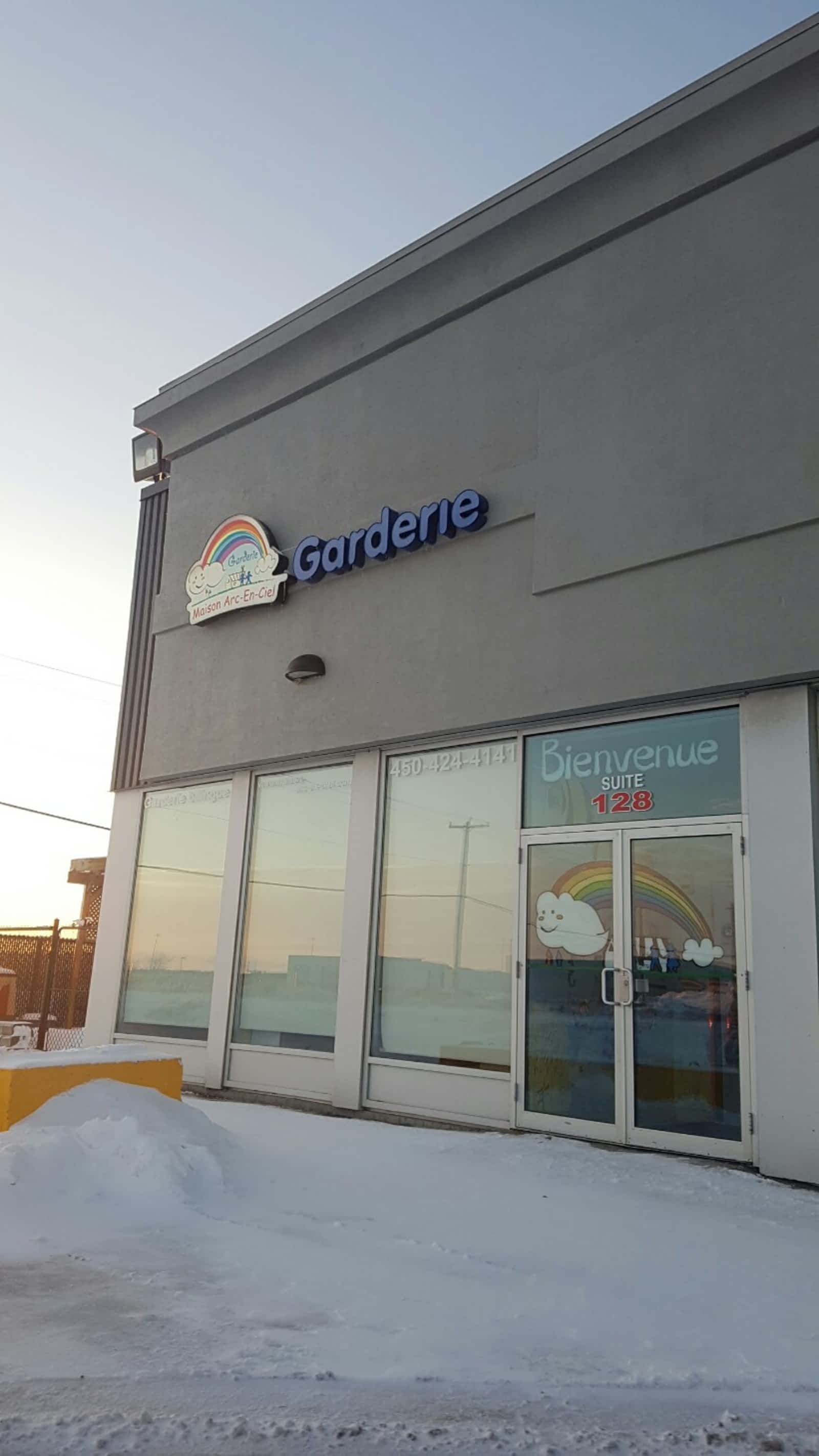 Garderie maison arc en ciel