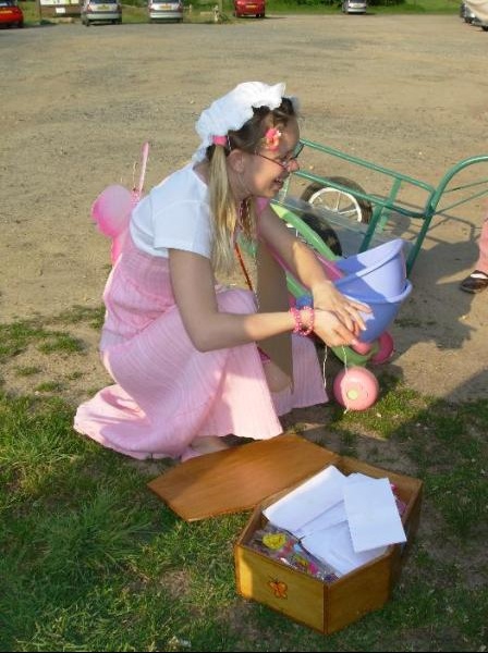 Objet cercueil enterrement de vie de jeune fille