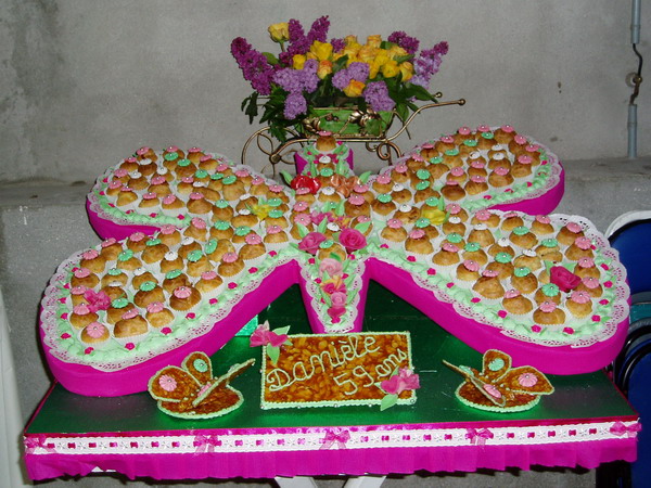 Decoration en polystyrene pour buffet